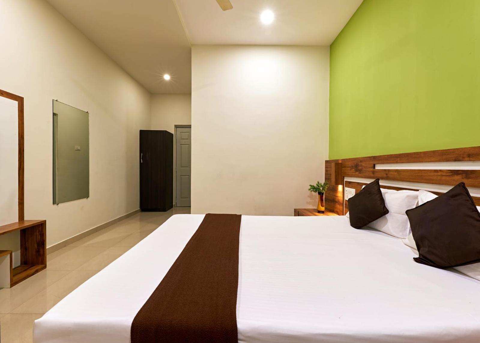 Serenity Resort Panhāla Εξωτερικό φωτογραφία
